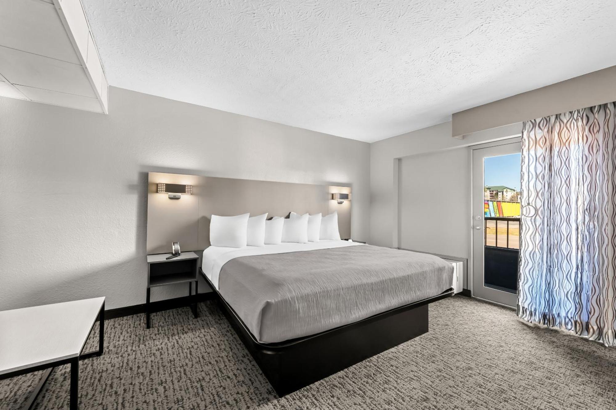 Quality Inn & Suites At Dollywood Lane Pigeon Forge Extérieur photo