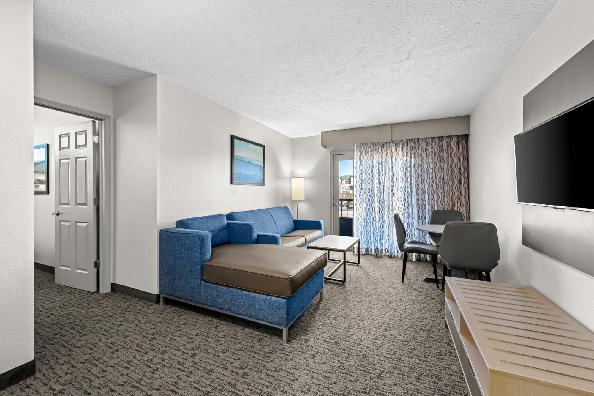 Quality Inn & Suites At Dollywood Lane Pigeon Forge Extérieur photo