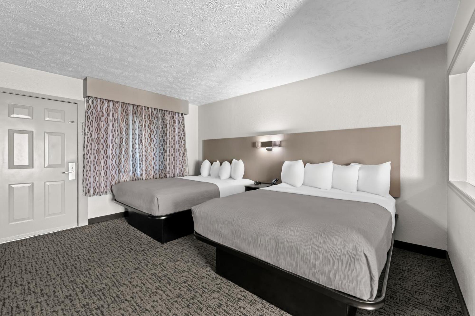 Quality Inn & Suites At Dollywood Lane Pigeon Forge Extérieur photo