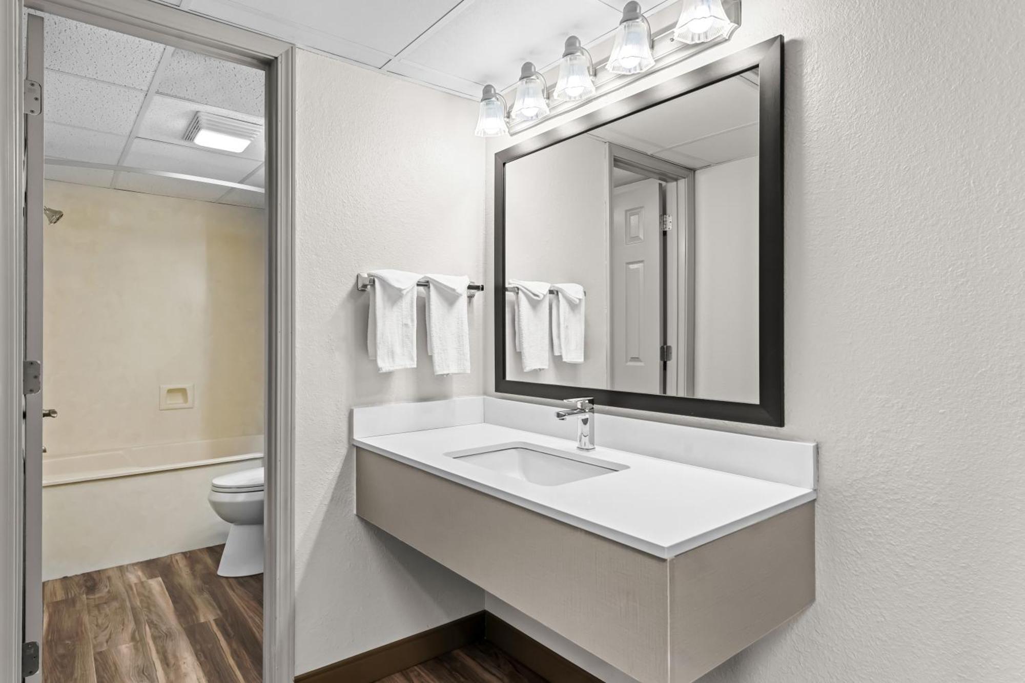 Quality Inn & Suites At Dollywood Lane Pigeon Forge Extérieur photo