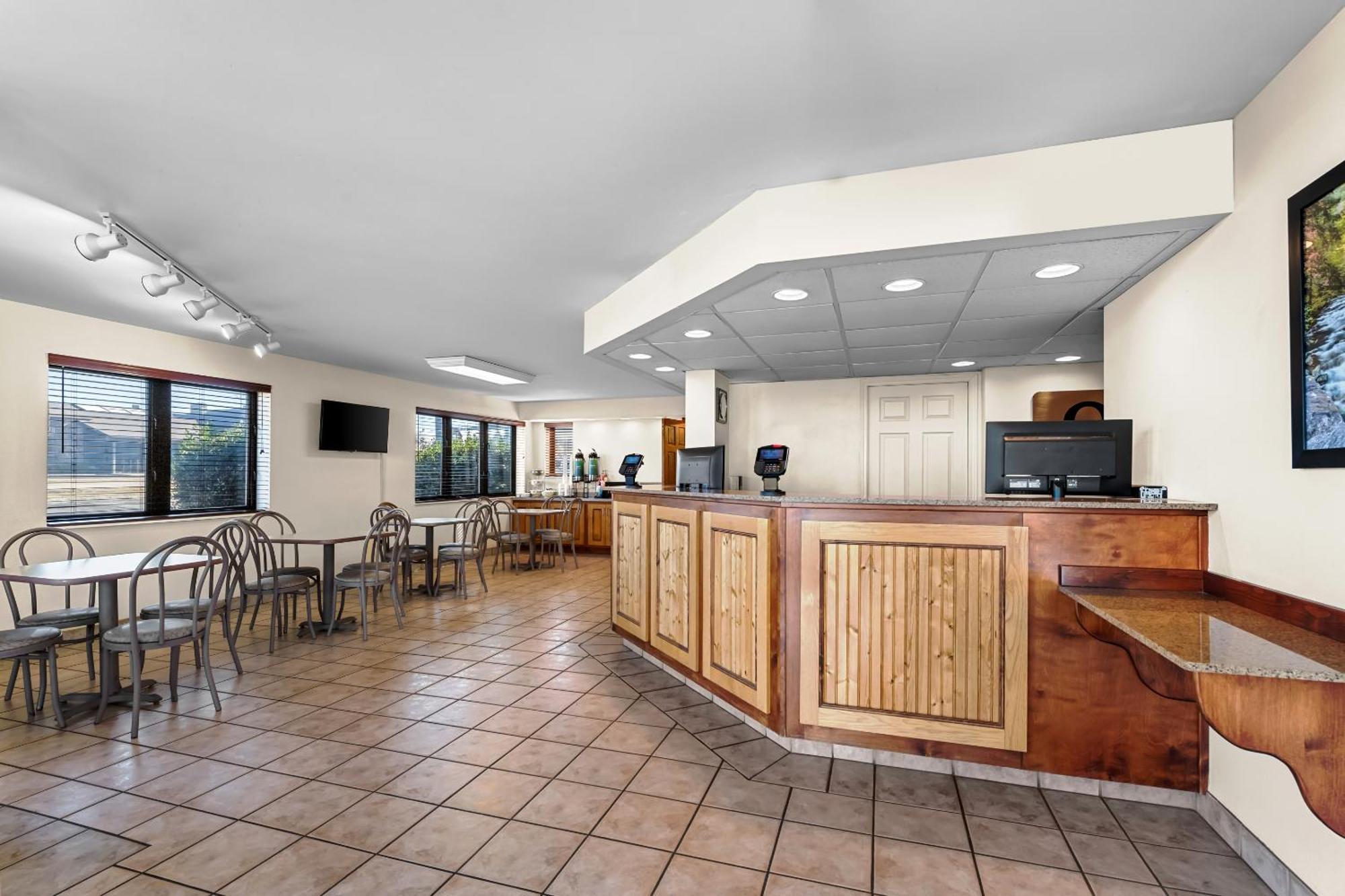 Quality Inn & Suites At Dollywood Lane Pigeon Forge Extérieur photo