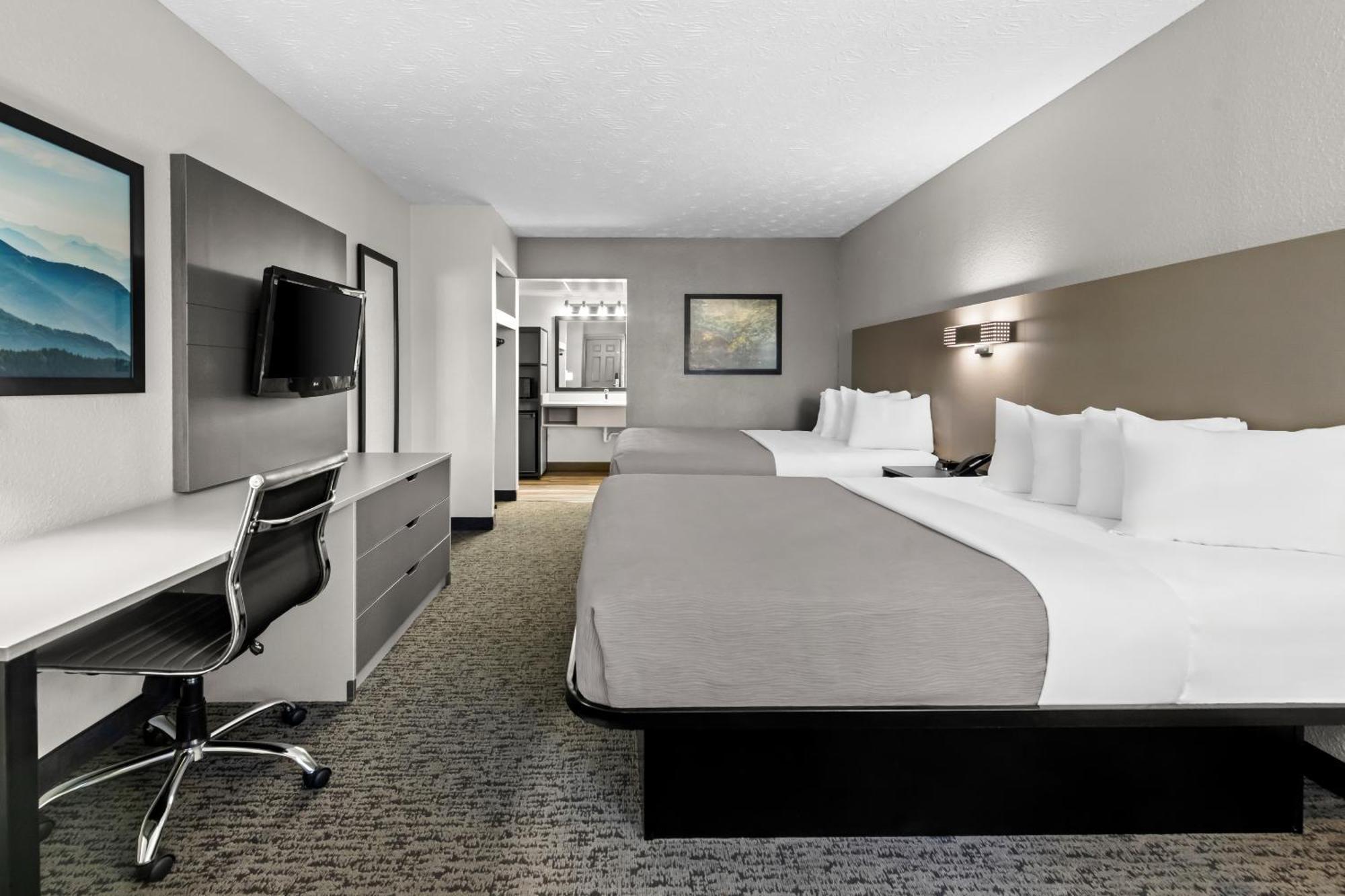 Quality Inn & Suites At Dollywood Lane Pigeon Forge Extérieur photo