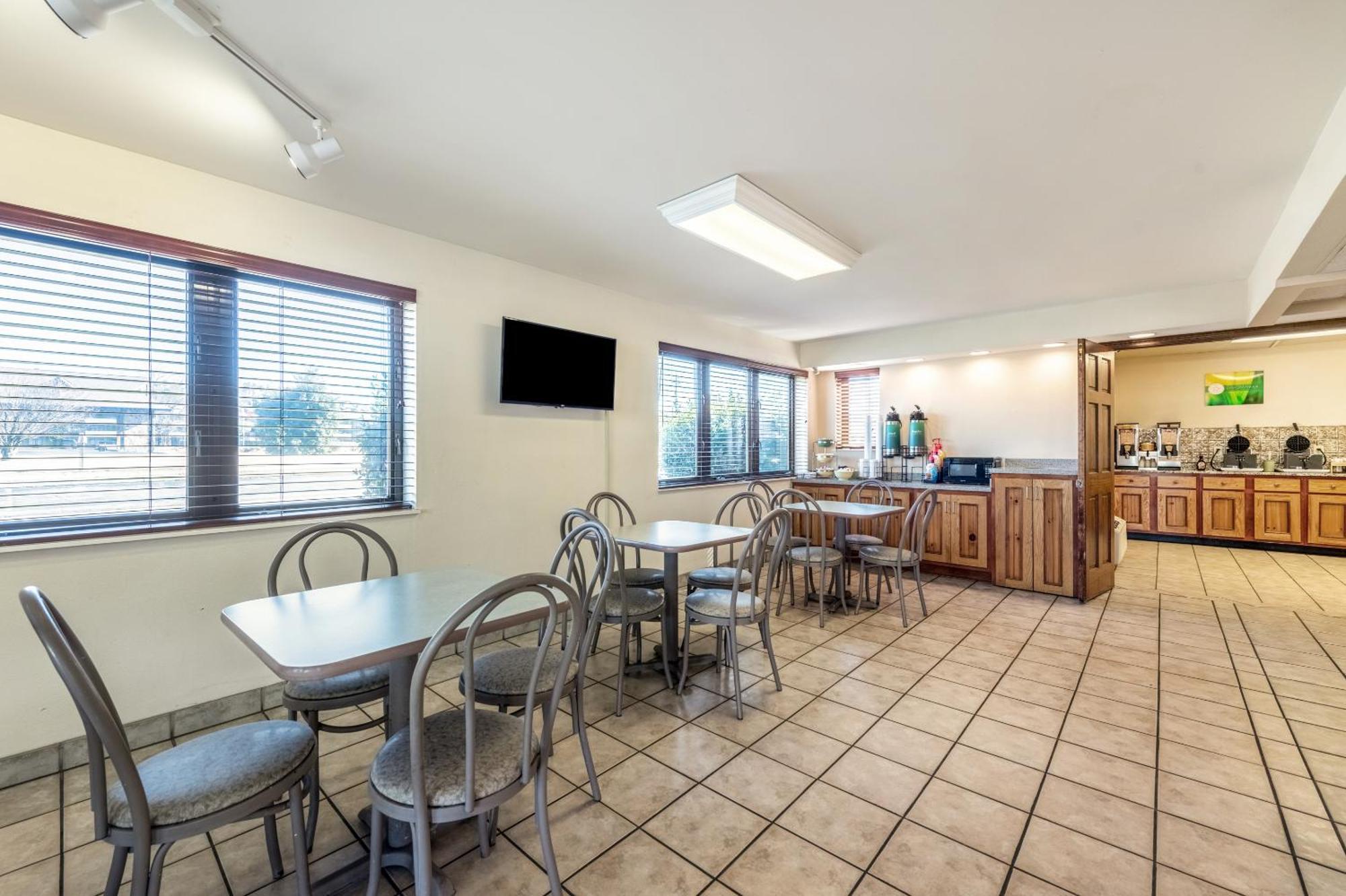 Quality Inn & Suites At Dollywood Lane Pigeon Forge Extérieur photo