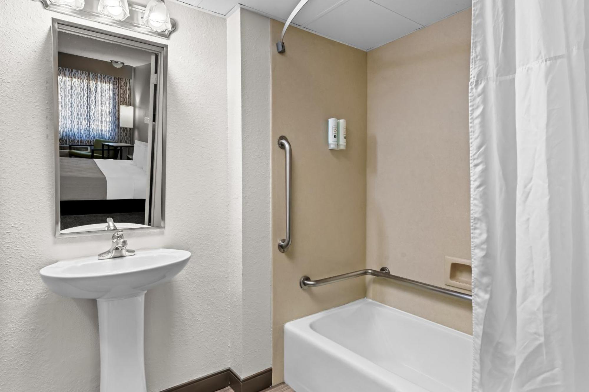 Quality Inn & Suites At Dollywood Lane Pigeon Forge Extérieur photo