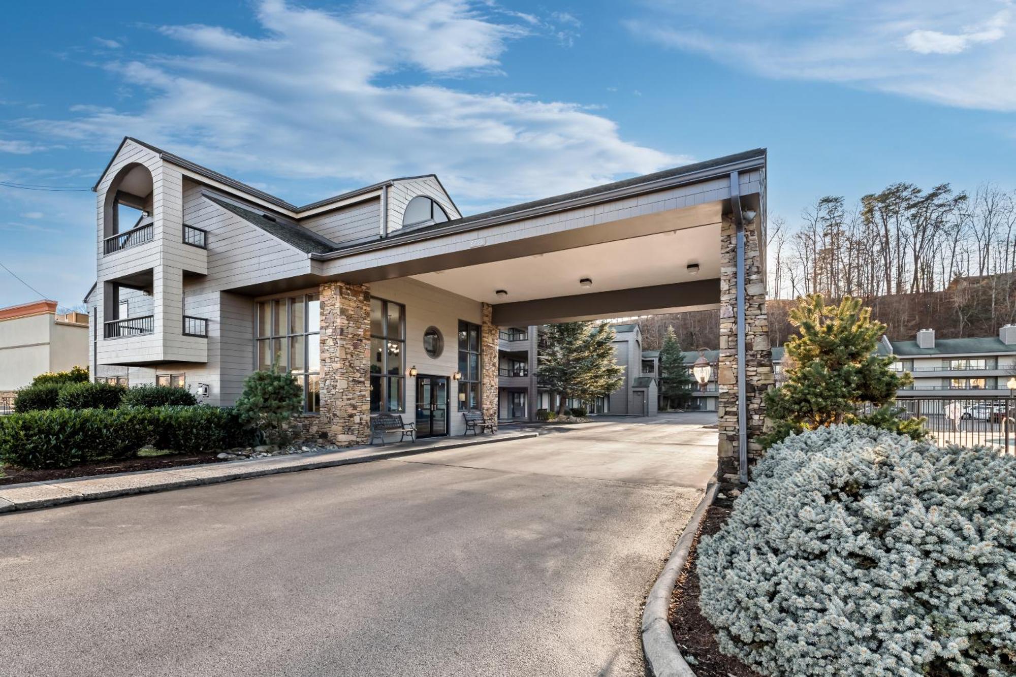 Quality Inn & Suites At Dollywood Lane Pigeon Forge Extérieur photo